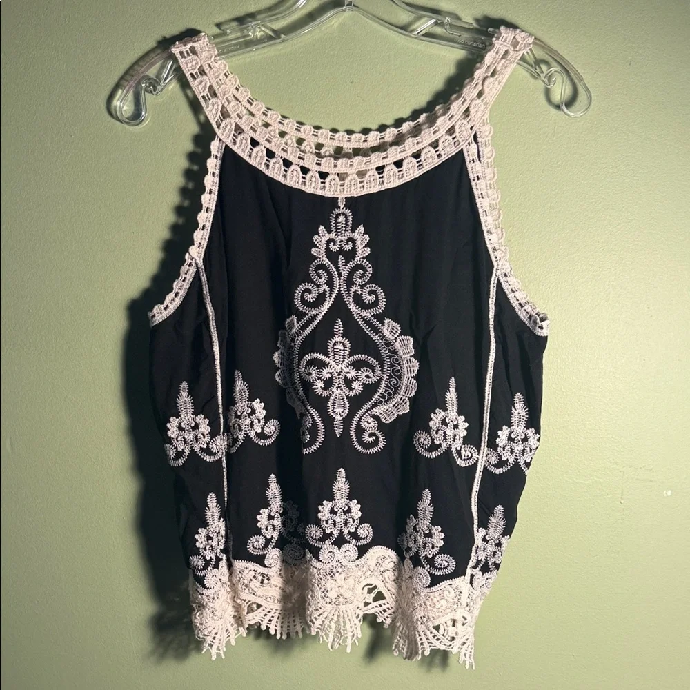 Ultra Pink Black Tank Top with White Crochet & Embroidery - Picture 1 of 11